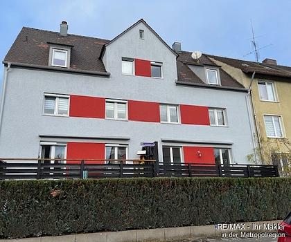 Helle 3 Zimmer-Dachgeschosswohnung mit Stellplatz