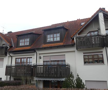 Schöne 2 Zimmer Wohnung mit Balkon in Roßtal!